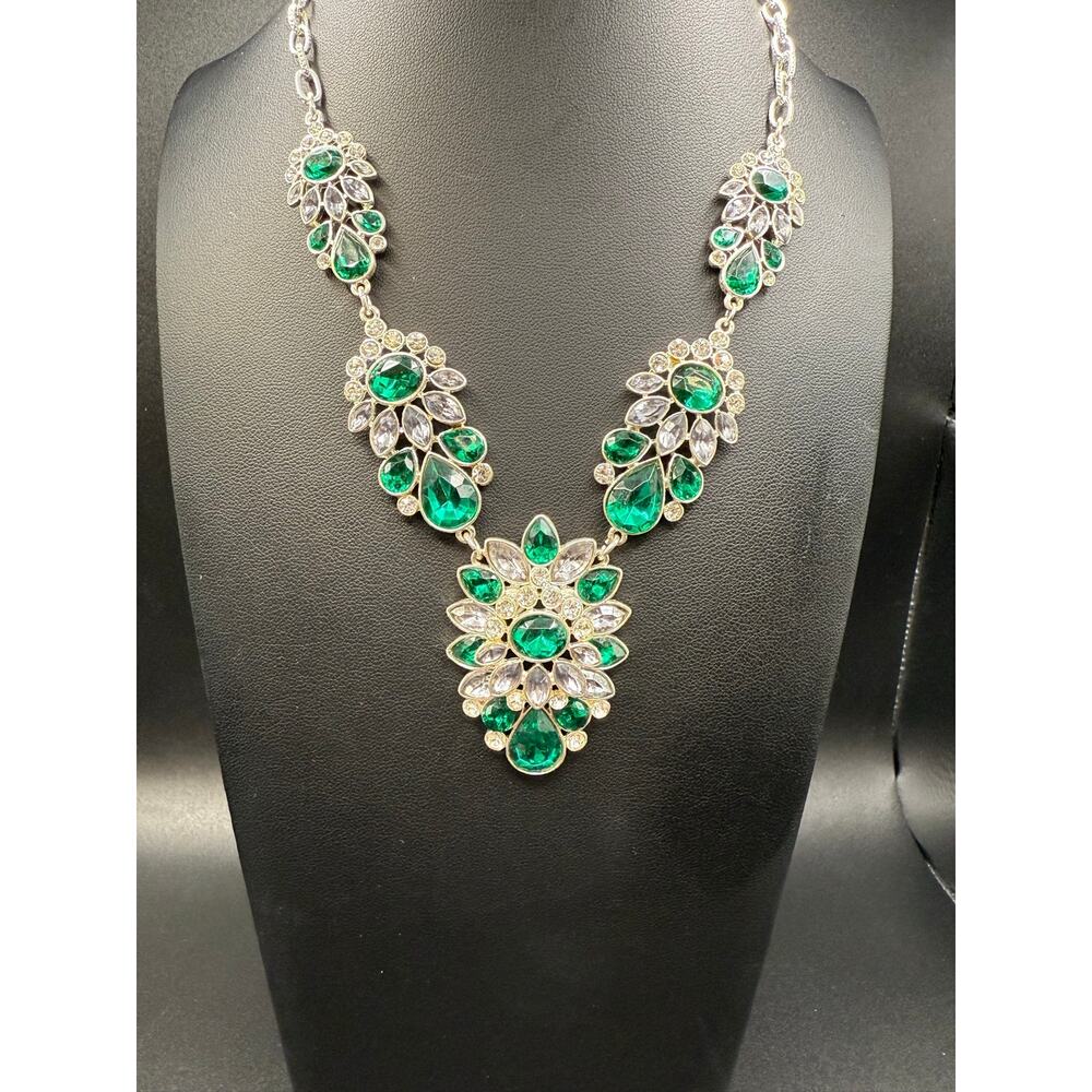 GV9 Statement Green and Clear Stone Necklace